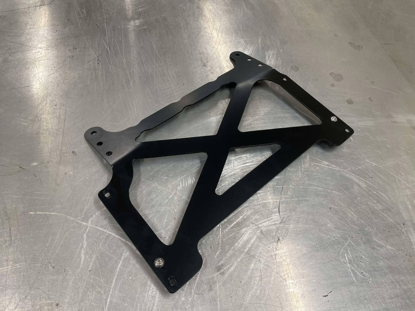 Kicker CX660.5 5-Channel Amplifier NA/NB Mount Kit