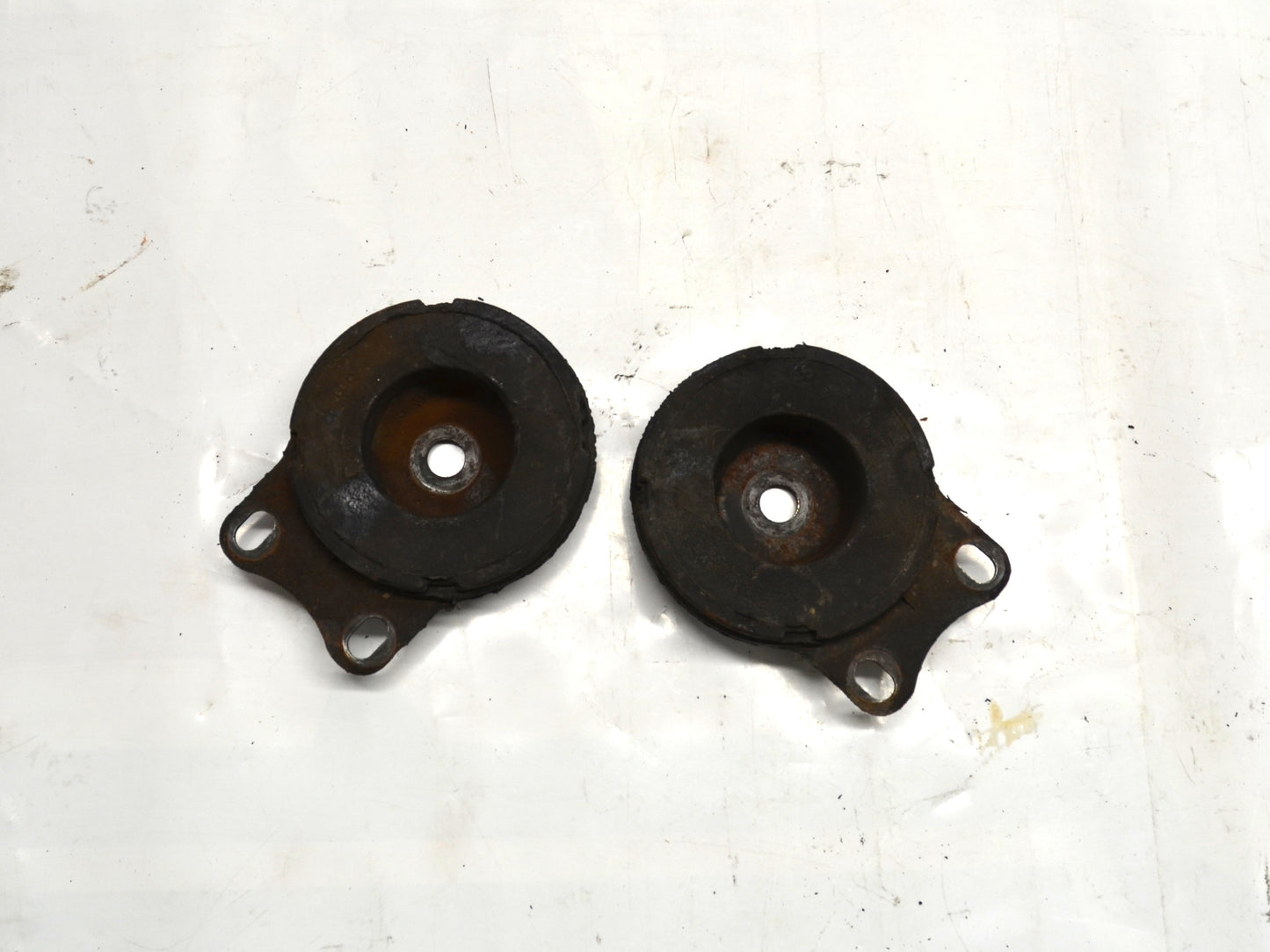 90-05 Miata Differential Mounts - USED