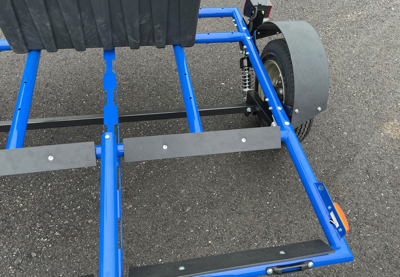 2024 Paddock Tire Trailer