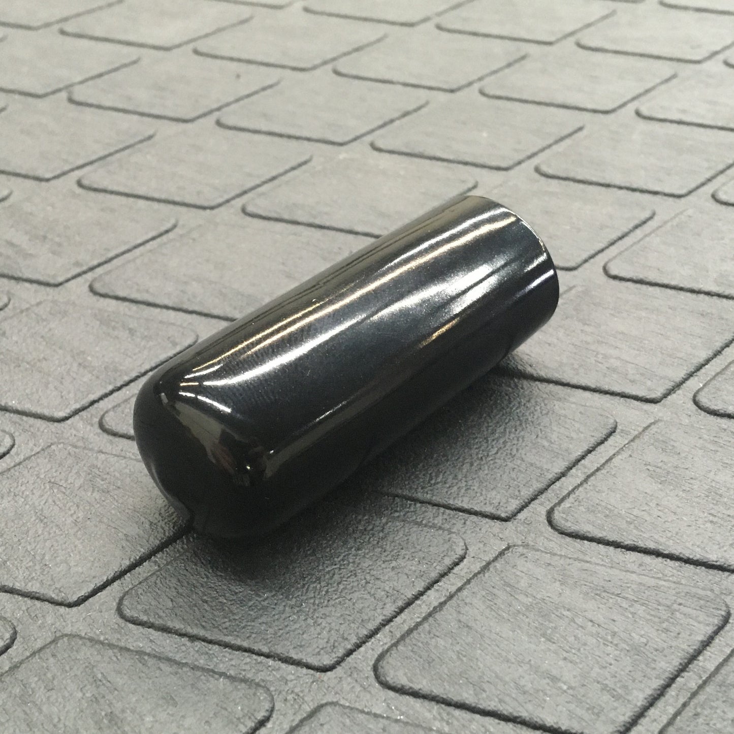 Kick Stand Push-On Cap