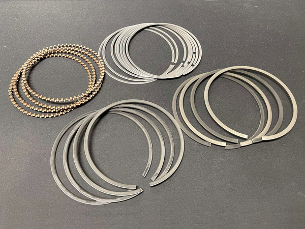 CP Piston & Ring Set for Miata BPZ3 - Bore (83.5mm) - Size (+0.5mm) - Compression Ratio (9.0) main image 1