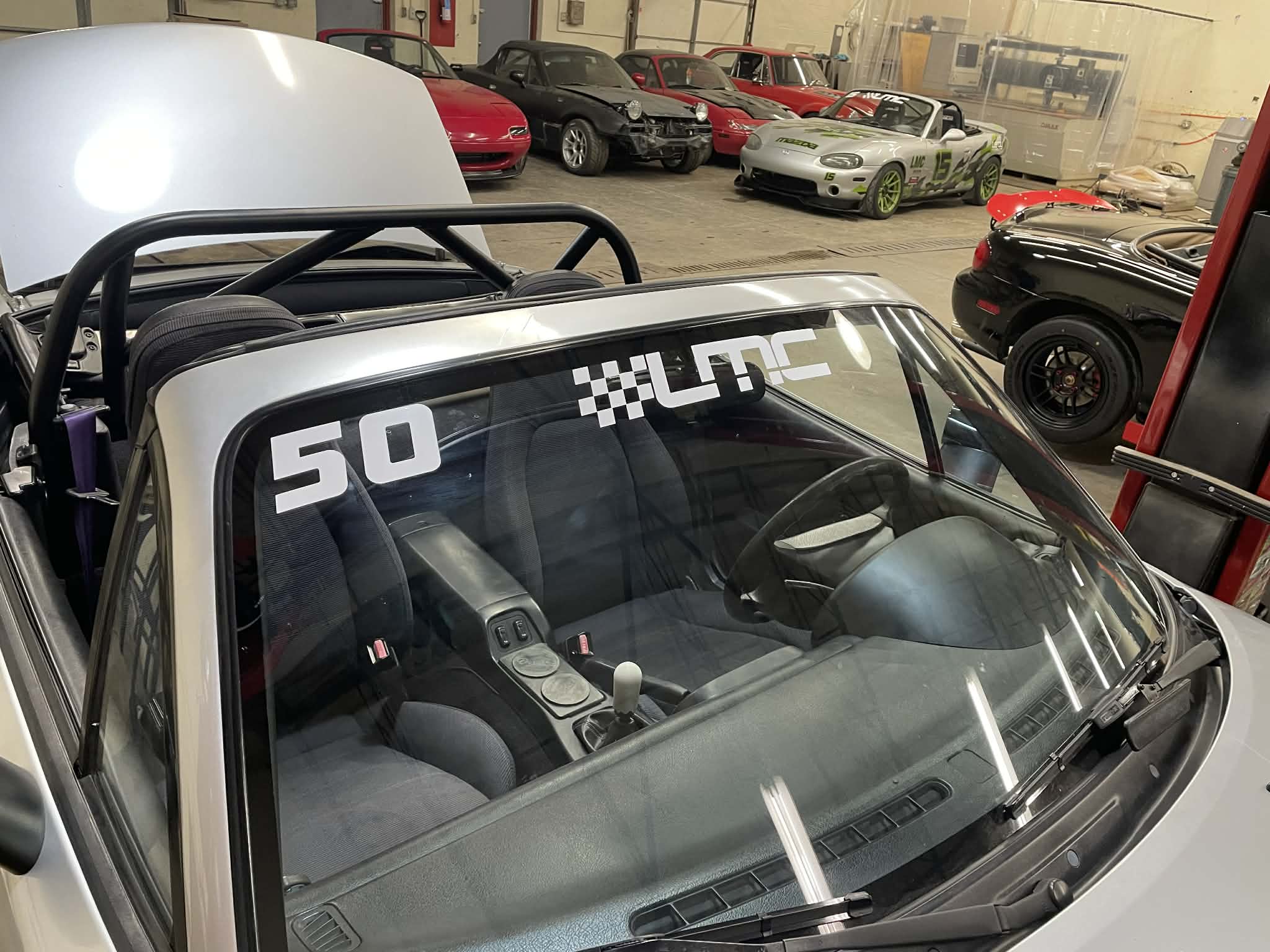 スカイロードページ LMC Windshield Banner – Leroy Engineering