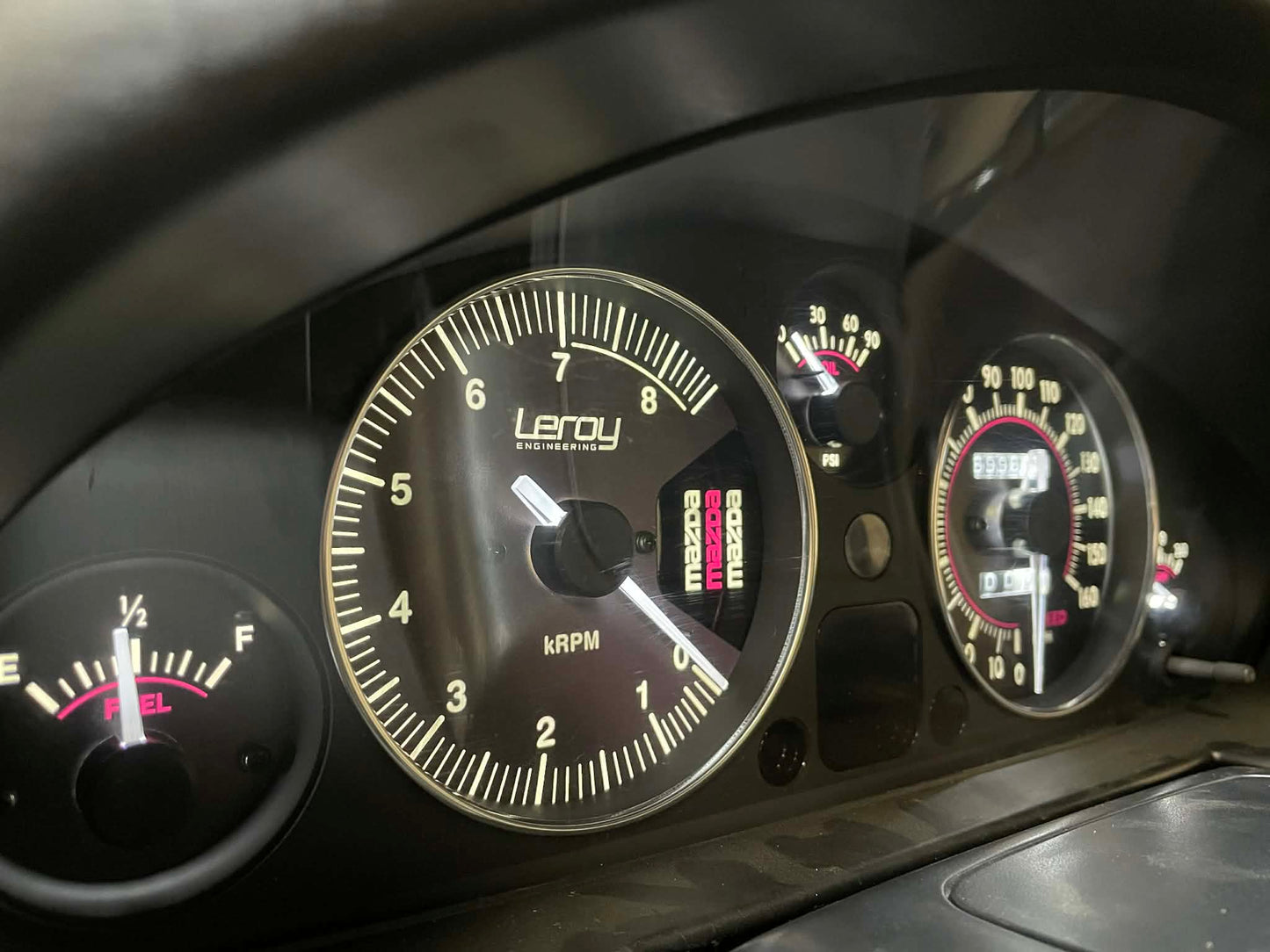 Leroy Engineering NA/NB Miata Gauges faces by RevLimiter