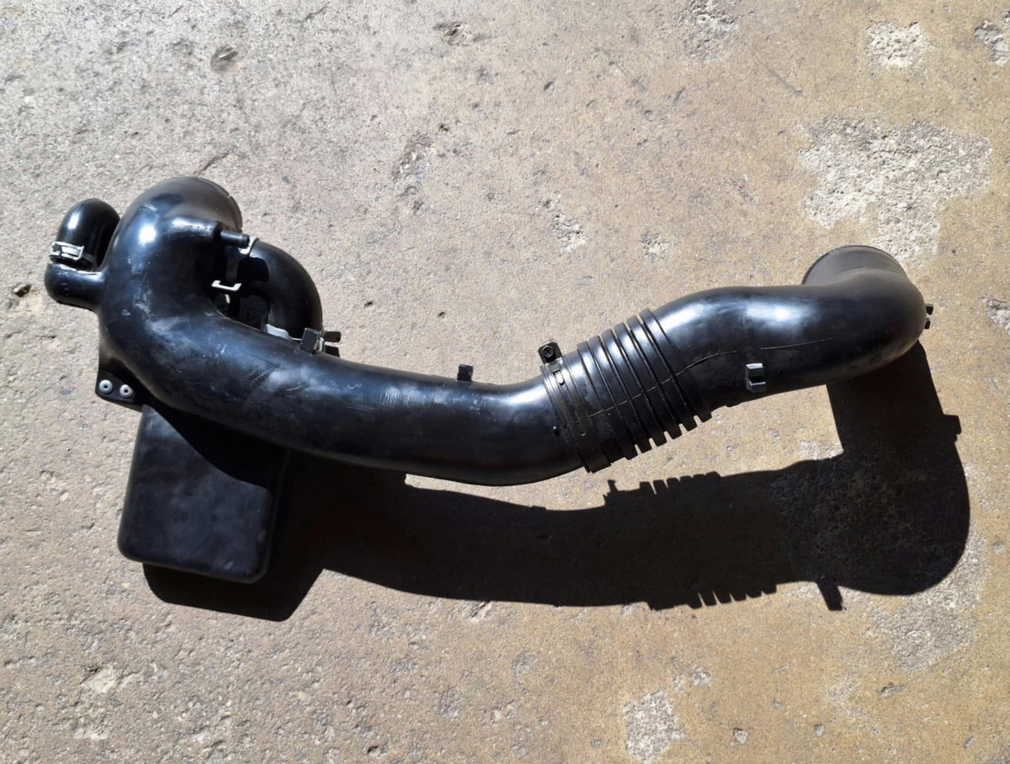 90-93 NA 1.6 Miata OEM Air Intake Crossover Tube [Used]