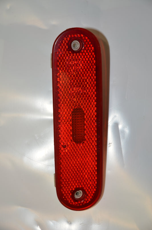 99-05 Rear Side Marker Reflector R [Used] - NAB-1530A