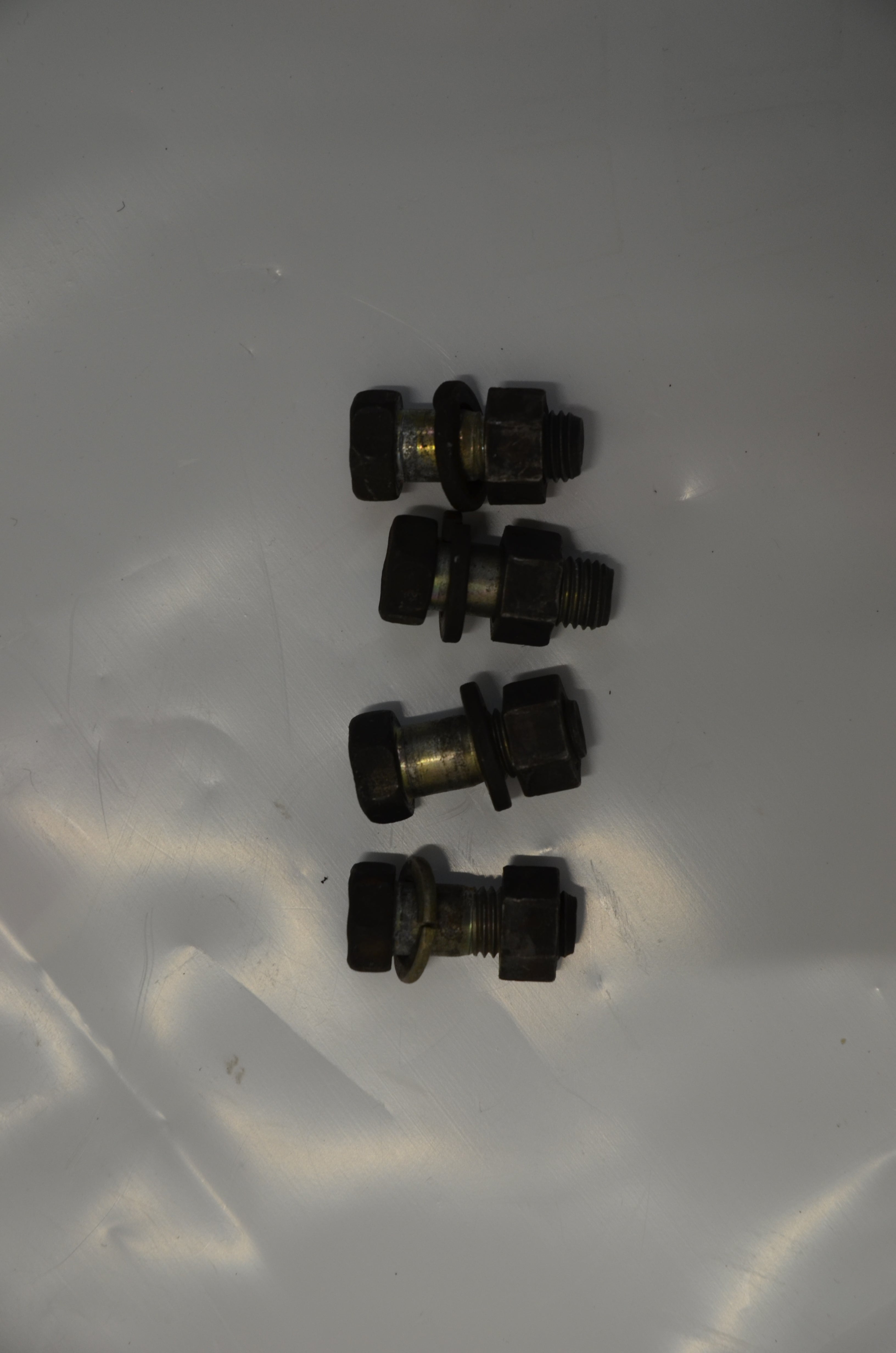 94-05 Miata 1.8 Driveshaft Bolts (4) [Used] - P012-25-123, 1368-25-124 ...