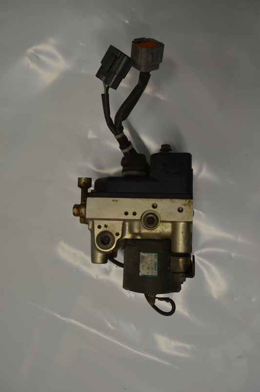 90-97 Miata Anti-lock Brake Pump Module ABS [Used] - P01225123