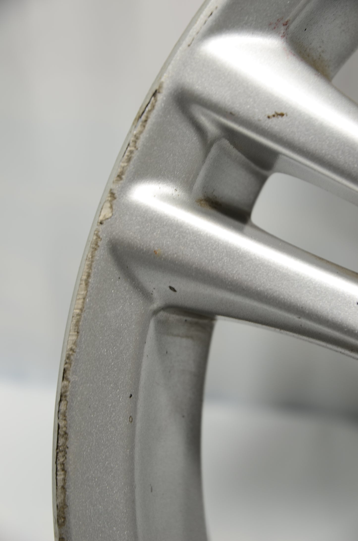 04-05 NB Double Spoke Wheel with Center Cap [Used] - 9965436560