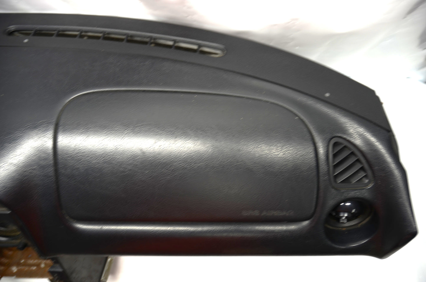 96-97 Miata Dash [Used] - NC10-60-401D-02 - PICK UP ONLY