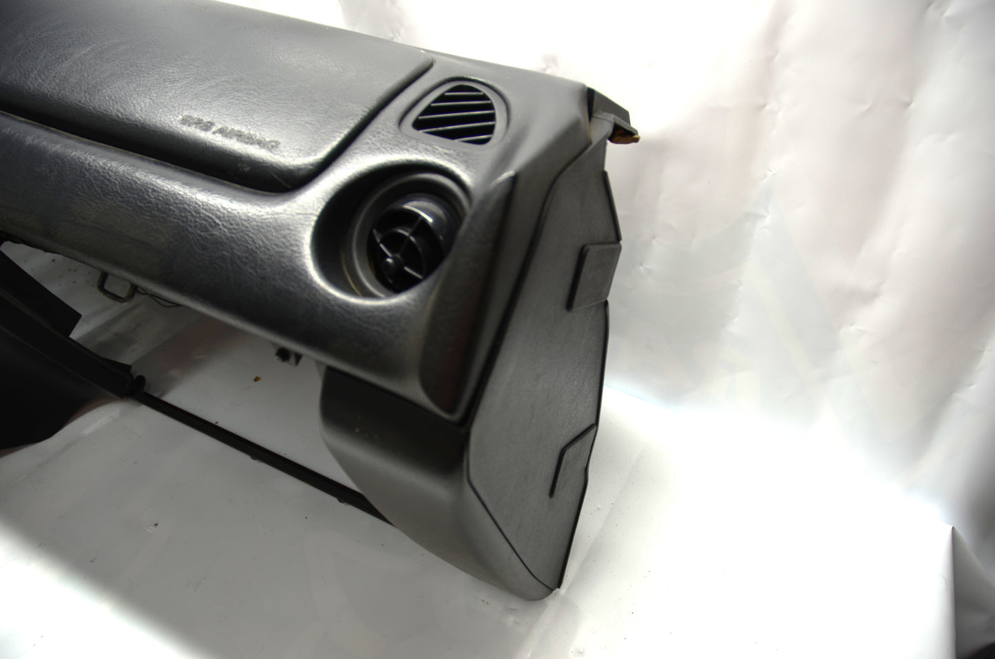 96-97 Miata Dash [Used] - NC10-60-401D-02 - PICK UP ONLY