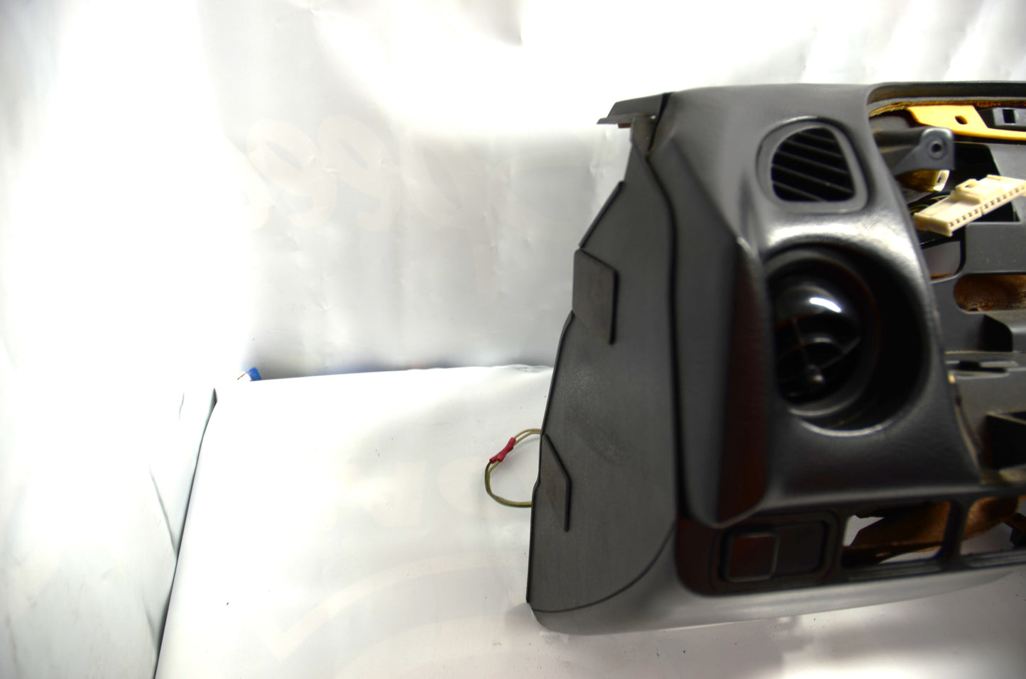 96-97 Miata Dash [Used] - NC10-60-401D-02 - PICK UP ONLY