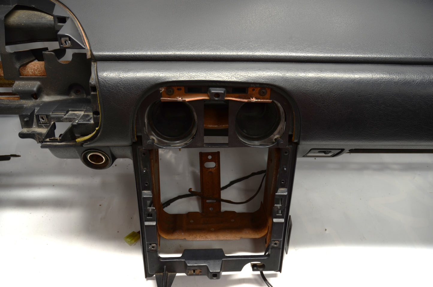 90-93 Miata Dash [Used] - NE51-60-400E02 - PICK UP ONLY