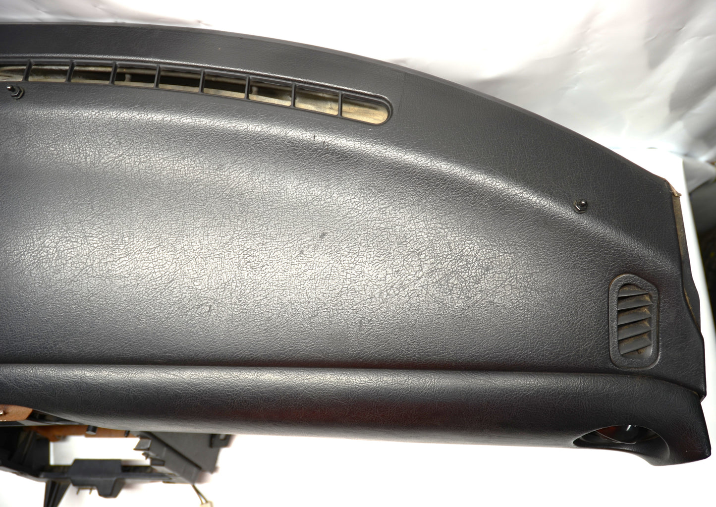 90-93 Miata Dash [Used] - NE51-60-400E02 - PICK UP ONLY