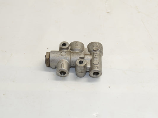 1990-2000 Mazda Miata Brake Proportioning Valve - USED