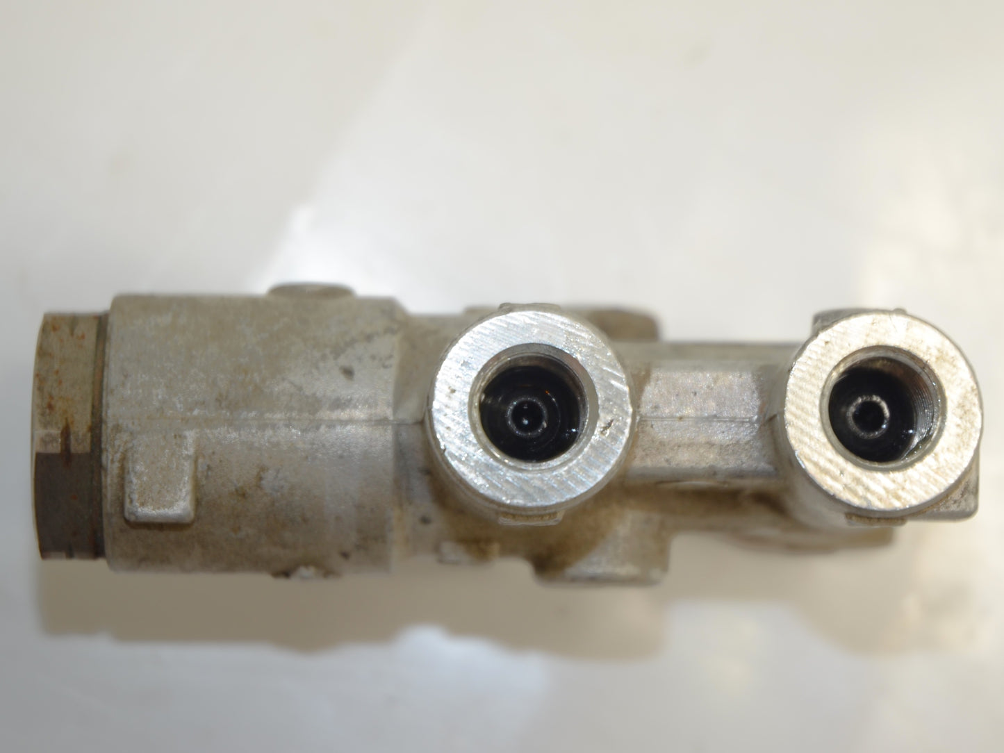 Mazda Miata MX-5 90-93 Brake Proportioning Valve