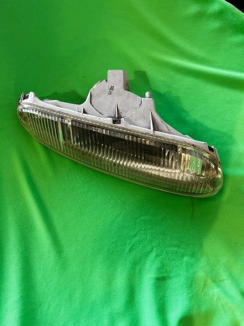 90-97 Miata Front Turn Signal [Used]