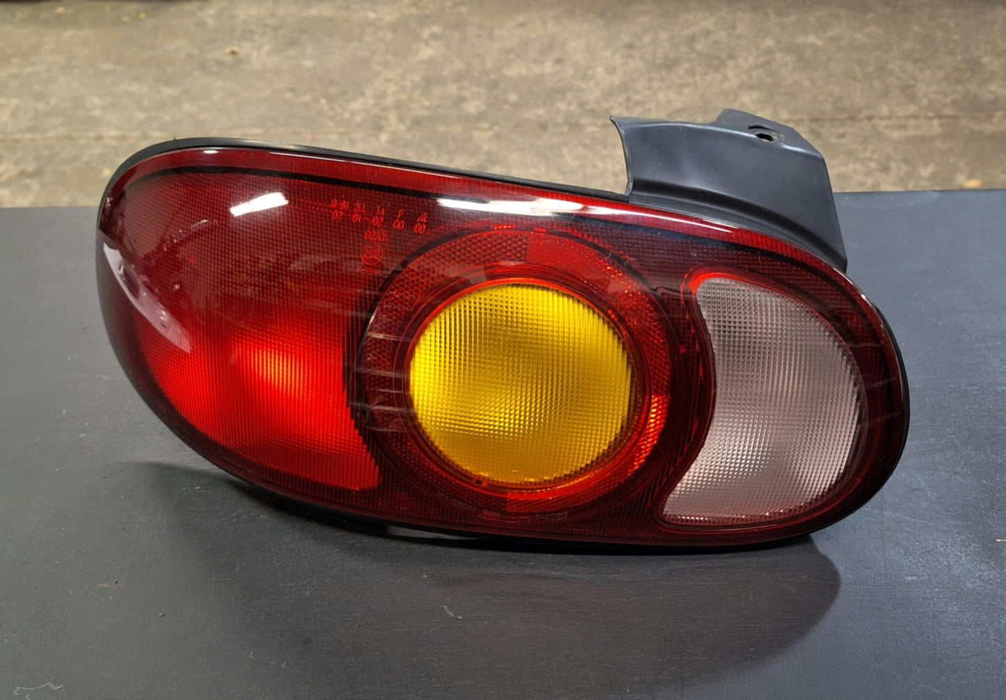 99-00 NB1 Mazda Miata Tail Light Housing L